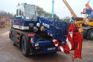 1997 KATO 25 Ton City Crane sold to Donegal