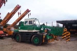 KATO 25T CITY CRANE sold to St. Petersburg, Russia