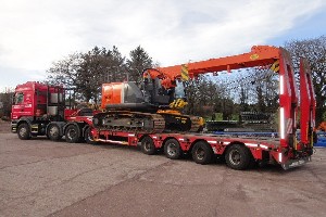 HITACHI ZX225 TELESCOPIC CRAWLER CRANE ON ROUTE TO HONG KONG