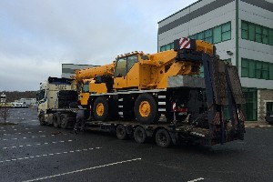 LIEBHERR LTM1040-2.1 LOADED FOR DELIVERY TO ASPLEY