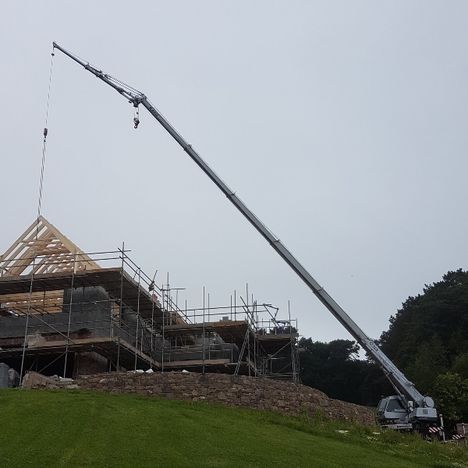 The 13 tonne crane features a six section boom